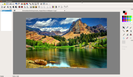 How to install the PhotoFlare image editor on Linux